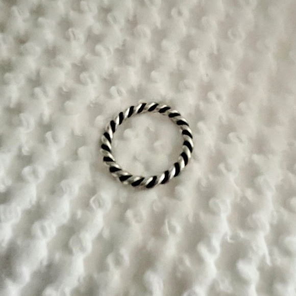 Pandora Sterling Silver and Grey Pearl 3 Ring Set Size 8 - Picture 5 of 16